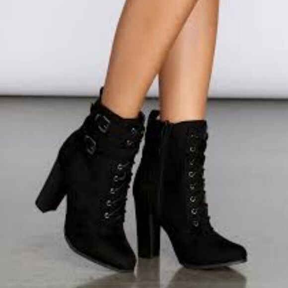 STREETWEAR SOCIETY LACE UP MOE TOE FAUX SUEDE LEATHER ANKLE BOOTIES - Picture 1 of 13